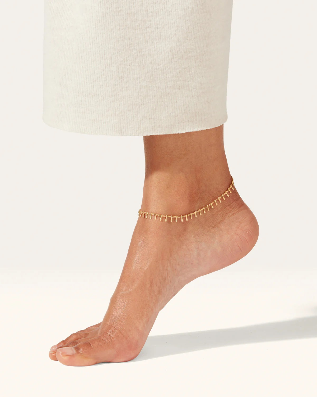 Delicate star anklet