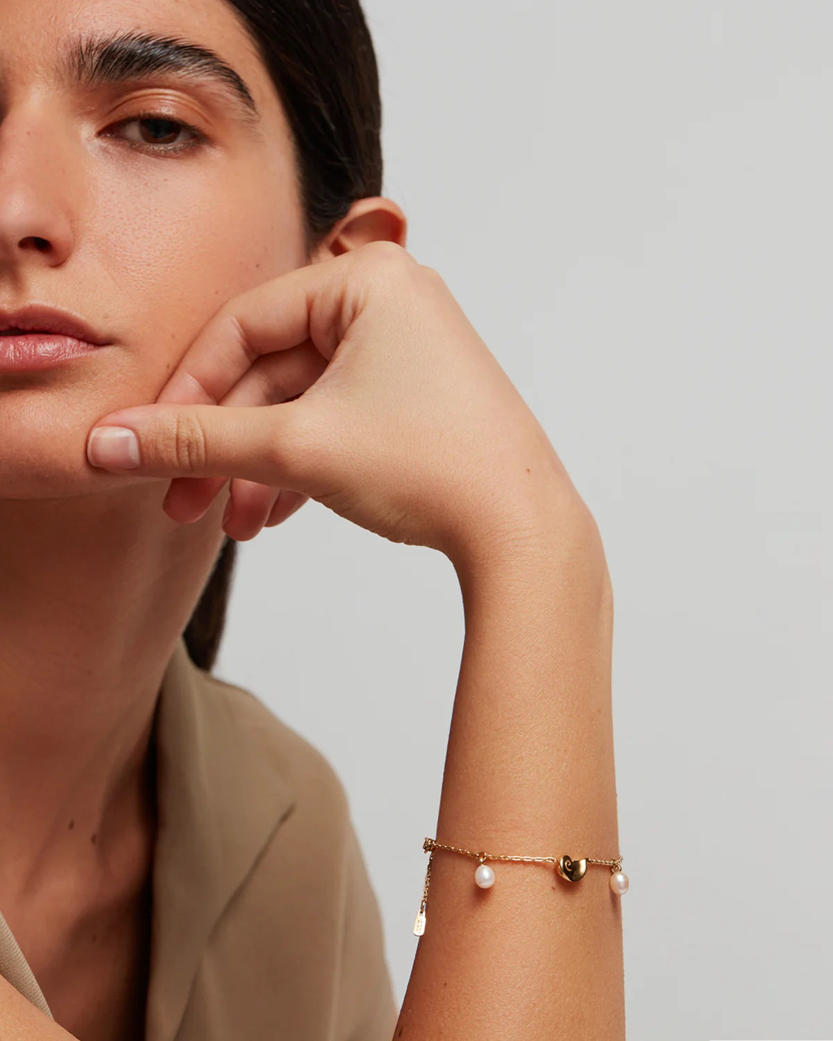 Adjustable link bracelet