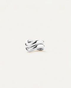 Minimalist layered set