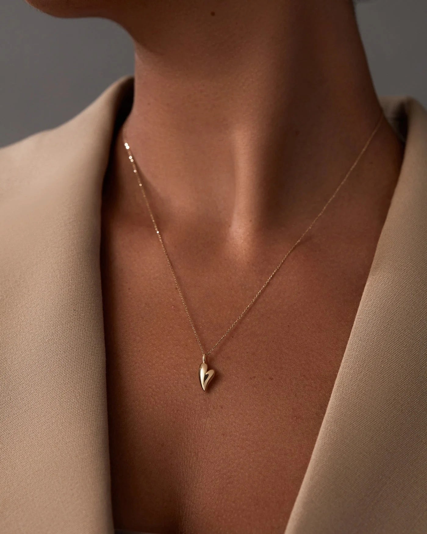 14K gold heart pendant