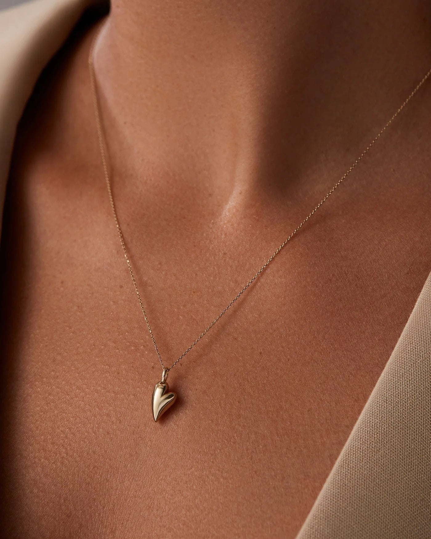 14K gold heart pendant