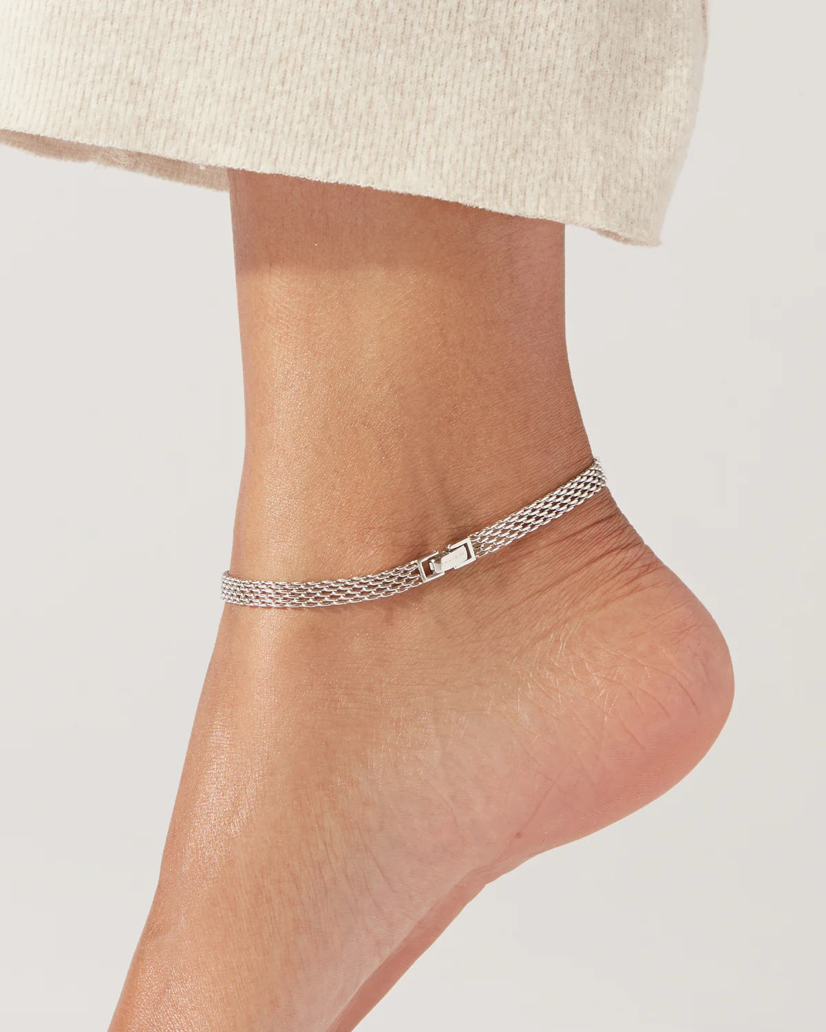 Minimal chain anklet