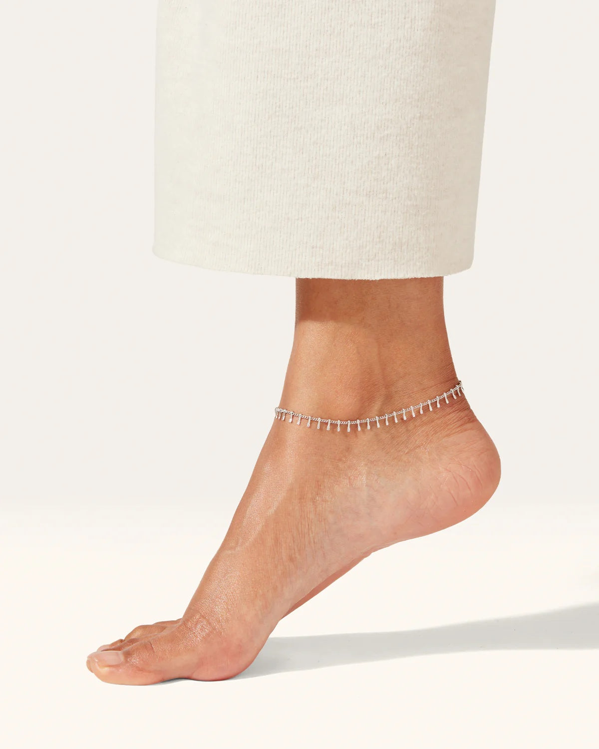 Delicate star anklet