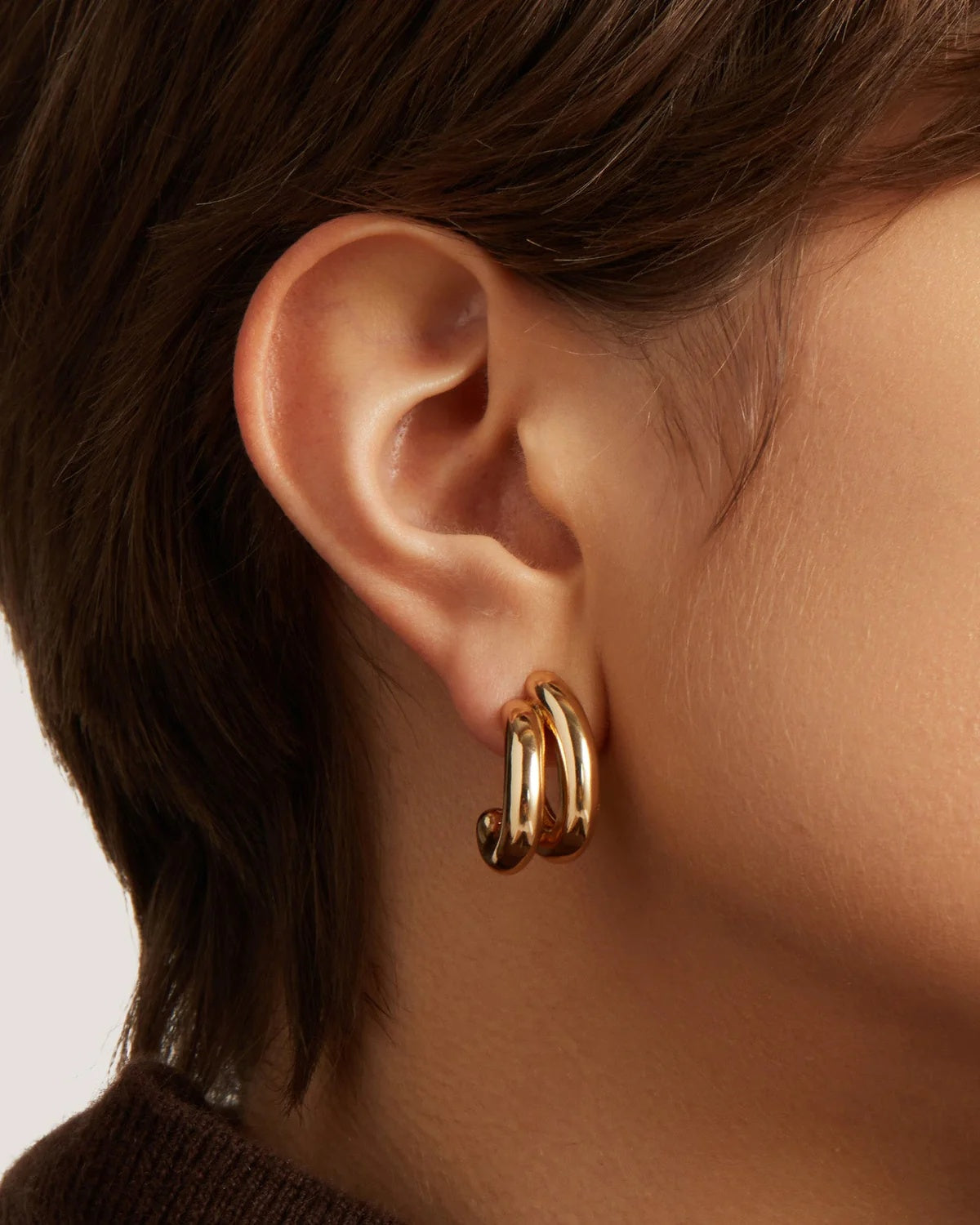 Classic stud earrings