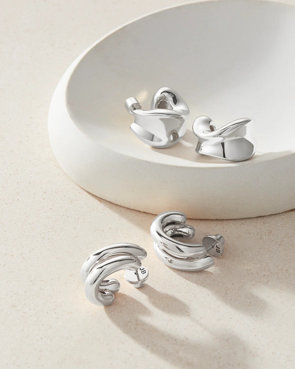 Classic stud earrings