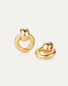 Classic stud earrings