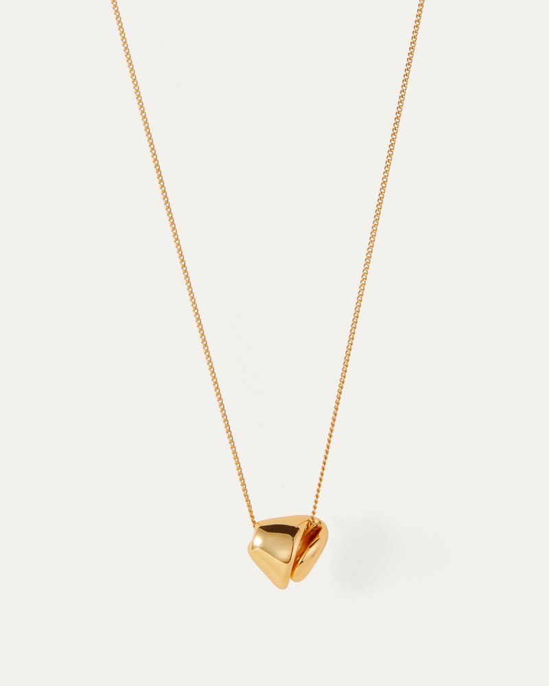 Rio pendant necklace